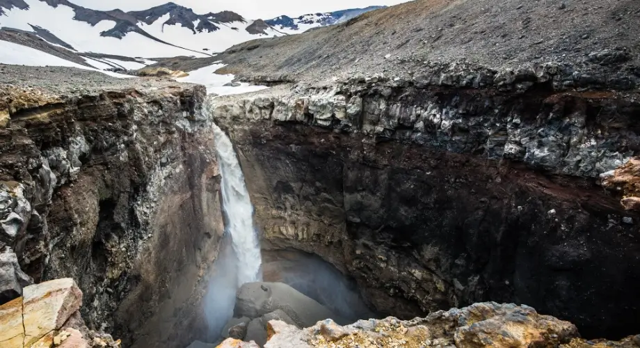 Russia moutains and falls